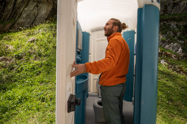 Porta potty rental for outdoor events in Holloman Af, NM