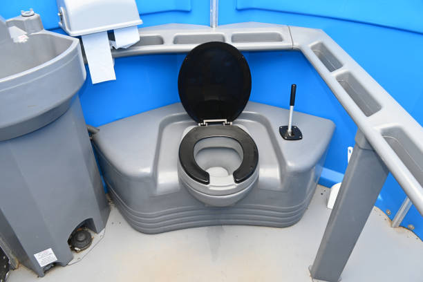 Best Portable toilet rental cost  in Holloman Af, NM